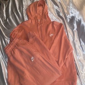 Nike Pinkish / coral color sweatsuit L/XL